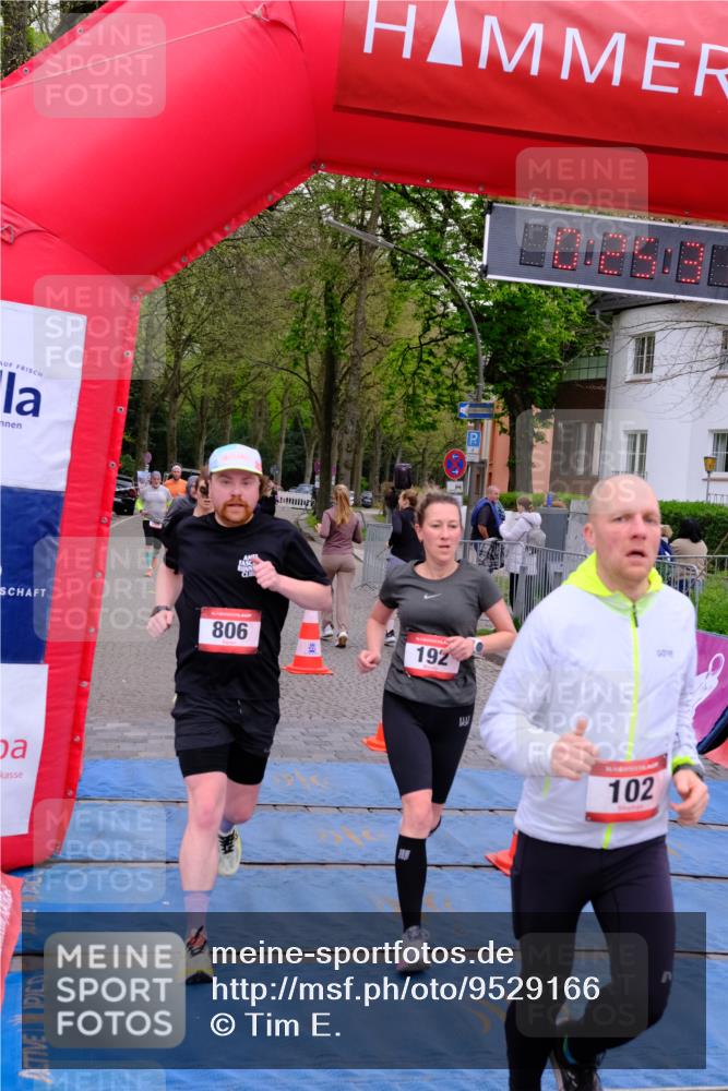 19.04.2026 - Hammer Lauf Tim E. http://msf.ph/oto/9529166 19.04.2026 10:10:40 Ziel 102, 166, 192, 305, 319, 405, 491, 581, 806, 1071 meine-sportfotos.de