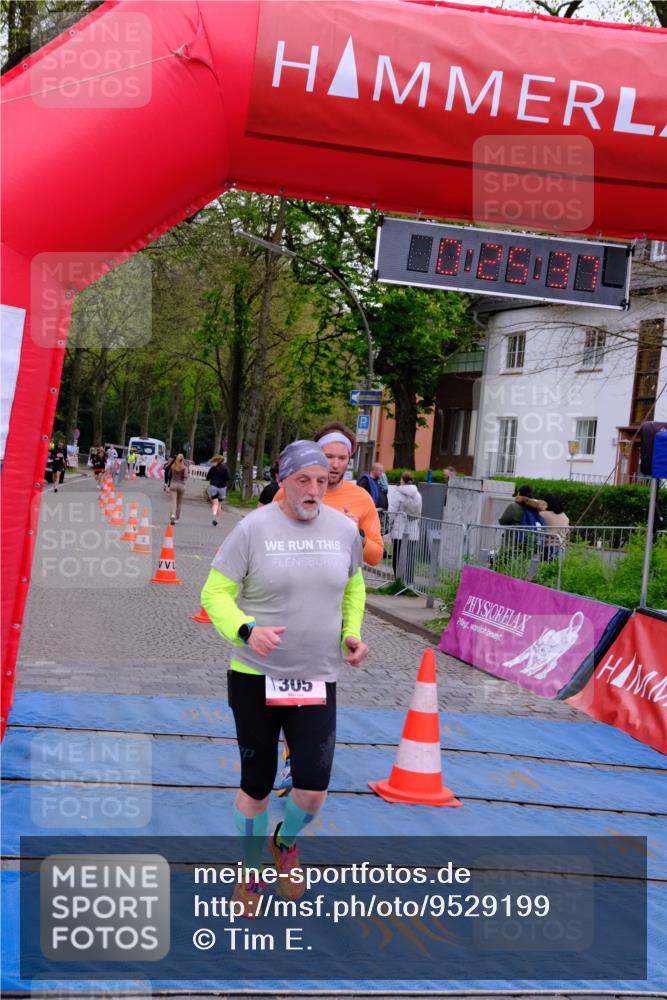 19.04.2026 - Hammer Lauf Tim E. http://msf.ph/oto/9529199 19.04.2026 10:10:46 Ziel 166, 305, 319, 405, 491, 704, 836, 1639 meine-sportfotos.de