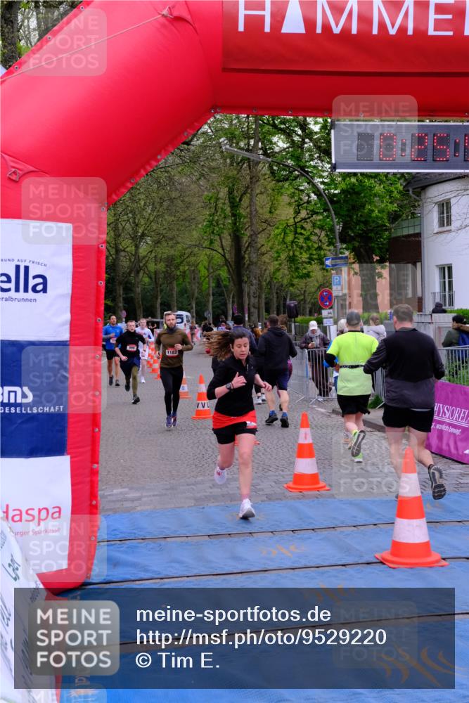 19.04.2026 - Hammer Lauf Tim E. http://msf.ph/oto/9529220 19.04.2026 10:11:00 Ziel 258, 484, 765, 901, 937, 999, 1063, 1140, 1182, 1759, 1772 meine-sportfotos.de