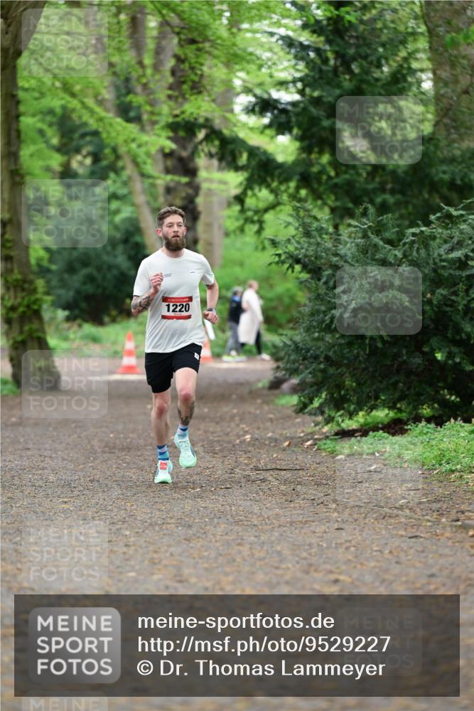 19.04.2026 - Hammer Lauf Dr. Thomas Lammeyer http://msf.ph/oto/9529227 19.04.2026 10:01:50 Laufen 1220 meine-sportfotos.de
