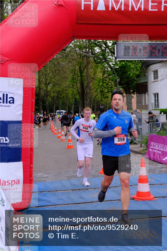 19.04.2026 - Hammer Lauf Tim E. http://msf.ph/oto/9529240 19.04.2026 10:11:07 Ziel 359, 756, 934, 999, 1182, 1759 meine-sportfotos.de