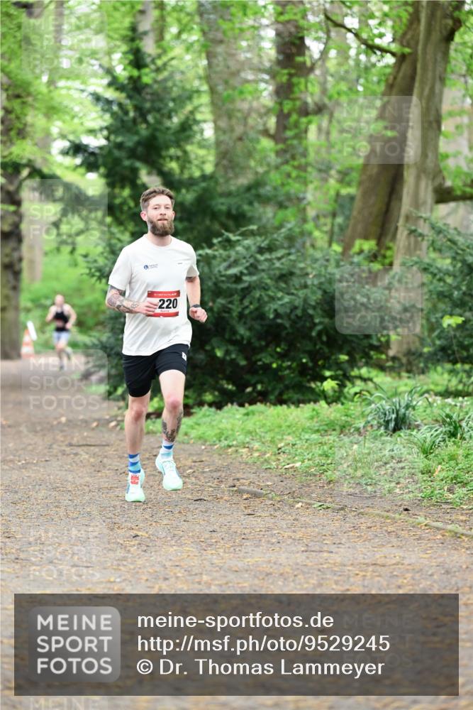 19.04.2026 - Hammer Lauf Dr. Thomas Lammeyer http://msf.ph/oto/9529245 19.04.2026 10:01:51 Laufen 220 meine-sportfotos.de