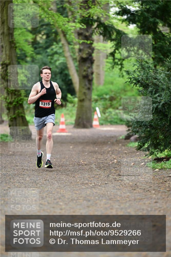 19.04.2026 - Hammer Lauf Dr. Thomas Lammeyer http://msf.ph/oto/9529266 19.04.2026 10:01:59 Laufen 1315 meine-sportfotos.de