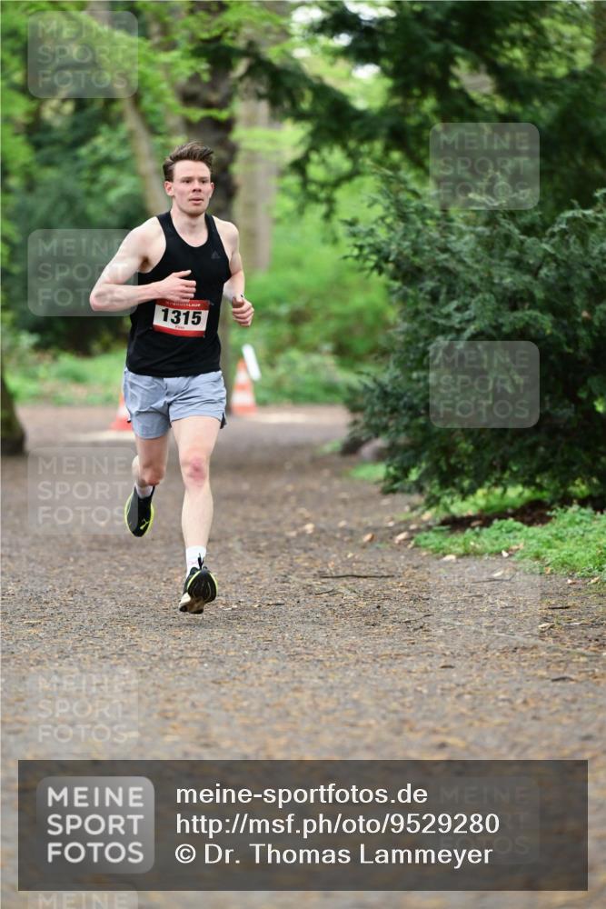 19.04.2026 - Hammer Lauf Dr. Thomas Lammeyer http://msf.ph/oto/9529280 19.04.2026 10:02:00 Laufen 1315 meine-sportfotos.de