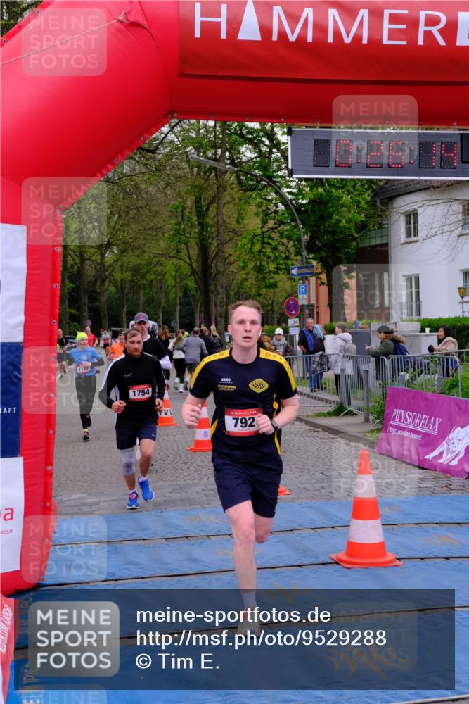 19.04.2026 - Hammer Lauf Tim E. http://msf.ph/oto/9529288 19.04.2026 10:11:23 Ziel 277, 287, 431, 782, 792, 1127, 1754, 1860, 1866 meine-sportfotos.de