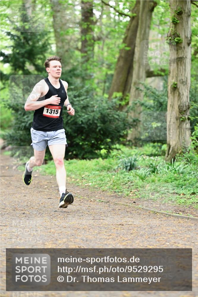 19.04.2026 - Hammer Lauf Dr. Thomas Lammeyer http://msf.ph/oto/9529295 19.04.2026 10:02:02 Laufen 1315 meine-sportfotos.de