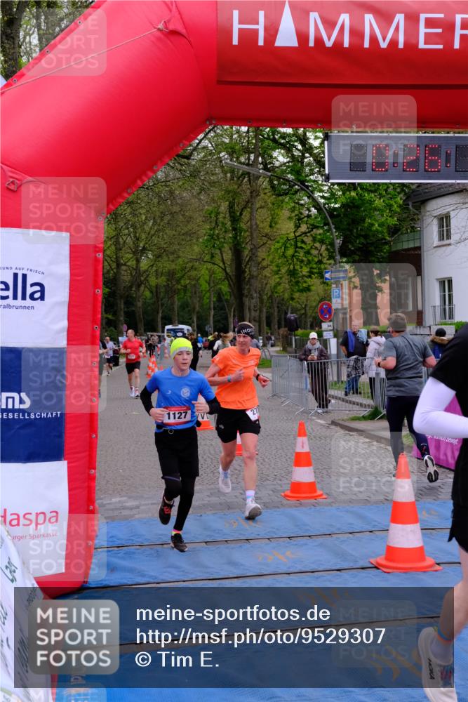 19.04.2026 - Hammer Lauf Tim E. http://msf.ph/oto/9529307 19.04.2026 10:11:26 Ziel 277, 287, 431, 792, 1127, 1202, 1323, 1754 meine-sportfotos.de