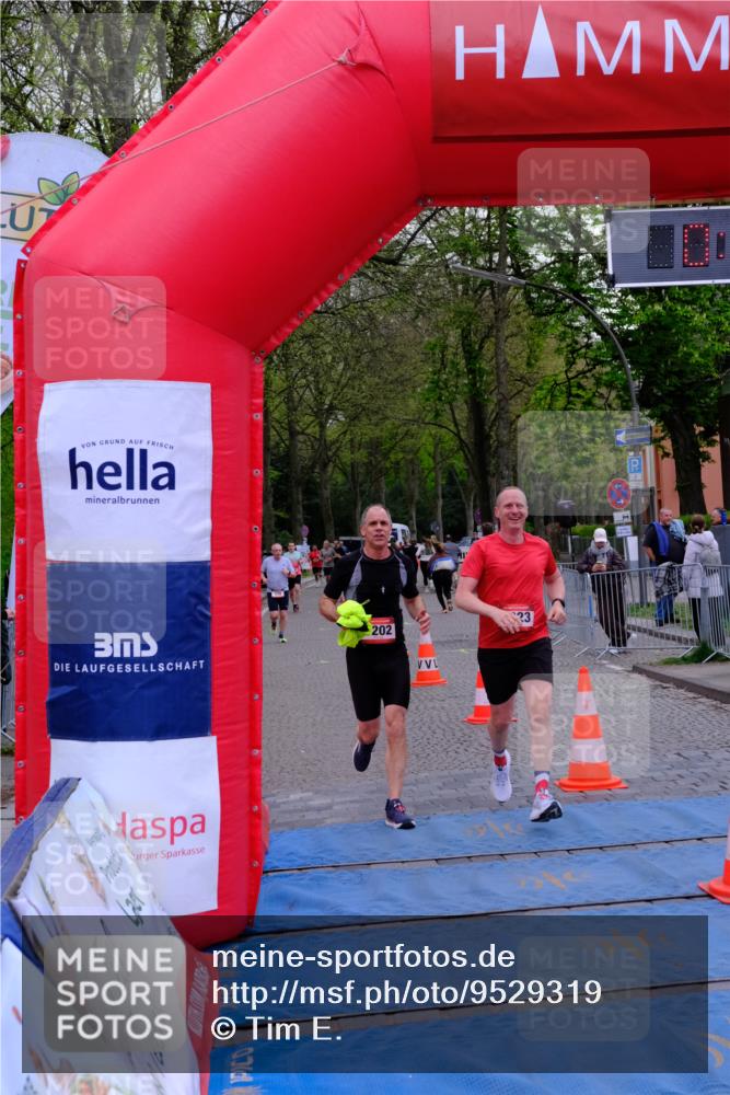 19.04.2026 - Hammer Lauf Tim E. http://msf.ph/oto/9529319 19.04.2026 10:11:31 Ziel 119, 186, 375, 1202, 1323, 1717 meine-sportfotos.de