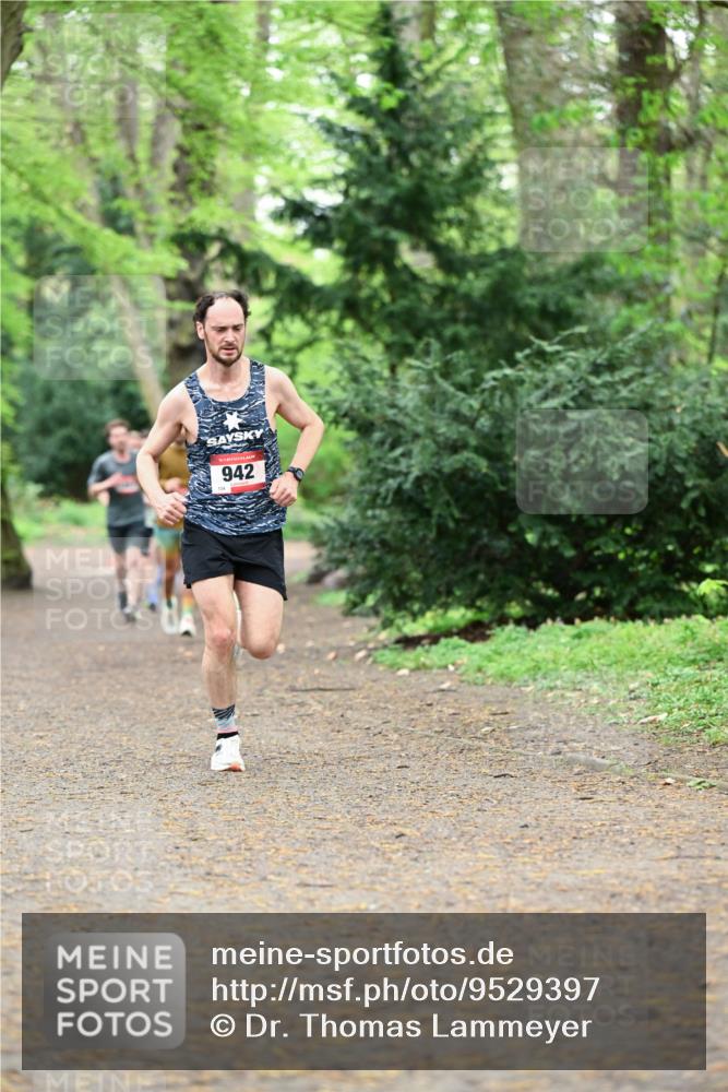 19.04.2026 - Hammer Lauf Dr. Thomas Lammeyer http://msf.ph/oto/9529397 19.04.2026 10:02:52 Laufen 942 meine-sportfotos.de