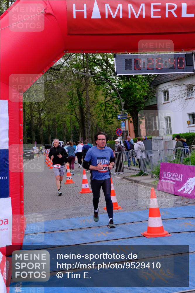 19.04.2026 - Hammer Lauf Tim E. http://msf.ph/oto/9529410 19.04.2026 10:11:48 Ziel 110, 276, 1002, 1350, 1738 meine-sportfotos.de
