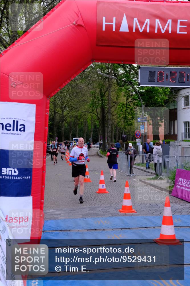 19.04.2026 - Hammer Lauf Tim E. http://msf.ph/oto/9529431 19.04.2026 10:12:09 Ziel 216, 248, 249, 748, 1016, 1852 meine-sportfotos.de