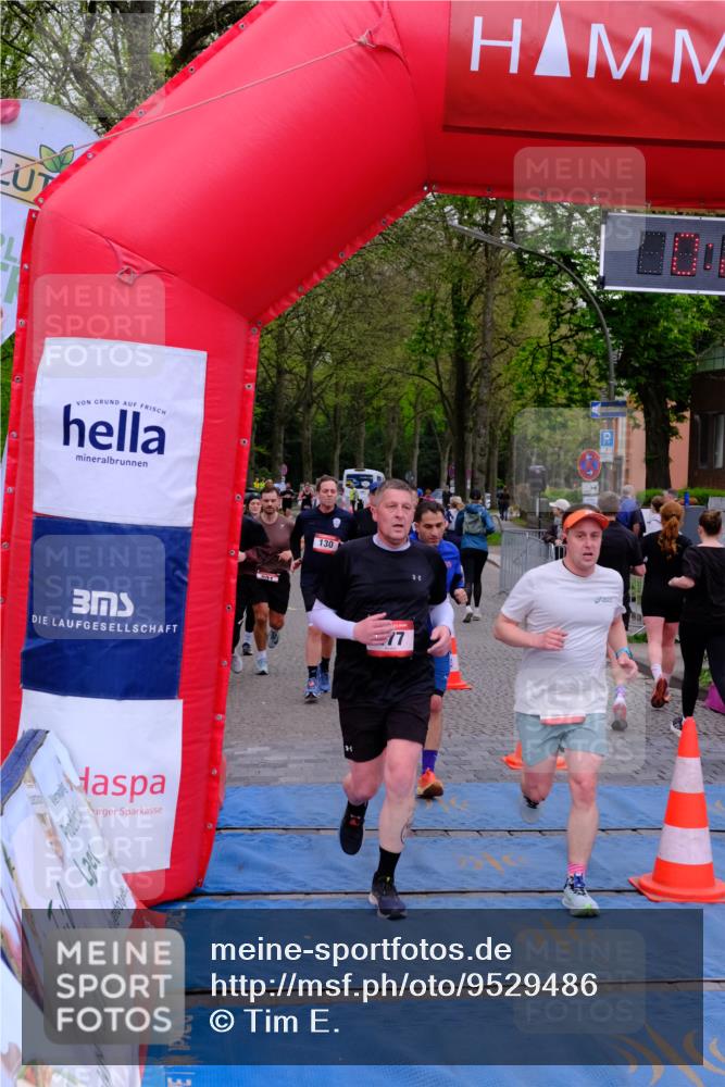 19.04.2026 - Hammer Lauf Tim E. http://msf.ph/oto/9529486 19.04.2026 10:12:27 Ziel 128, 130, 228, 271, 272, 302, 348, 477, 847, 891, 966, 1792, 1823, 1859 meine-sportfotos.de
