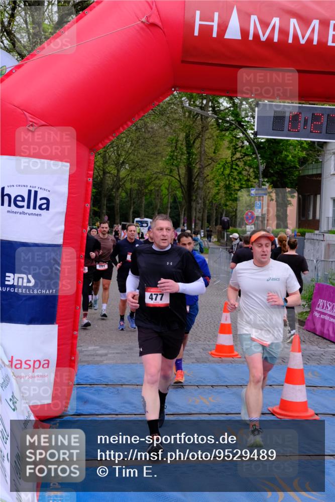 19.04.2026 - Hammer Lauf Tim E. http://msf.ph/oto/9529489 19.04.2026 10:12:28 Ziel 128, 130, 228, 271, 272, 302, 348, 477, 891, 966, 1792, 1823, 1859 meine-sportfotos.de