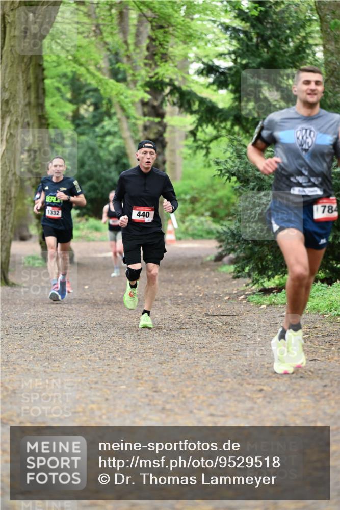 19.04.2026 - Hammer Lauf Dr. Thomas Lammeyer http://msf.ph/oto/9529518 19.04.2026 10:03:14 Laufen 1332, 440, 784 meine-sportfotos.de