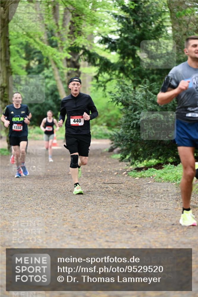 19.04.2026 - Hammer Lauf Dr. Thomas Lammeyer http://msf.ph/oto/9529520 19.04.2026 10:03:15 Laufen 1332, 440 meine-sportfotos.de
