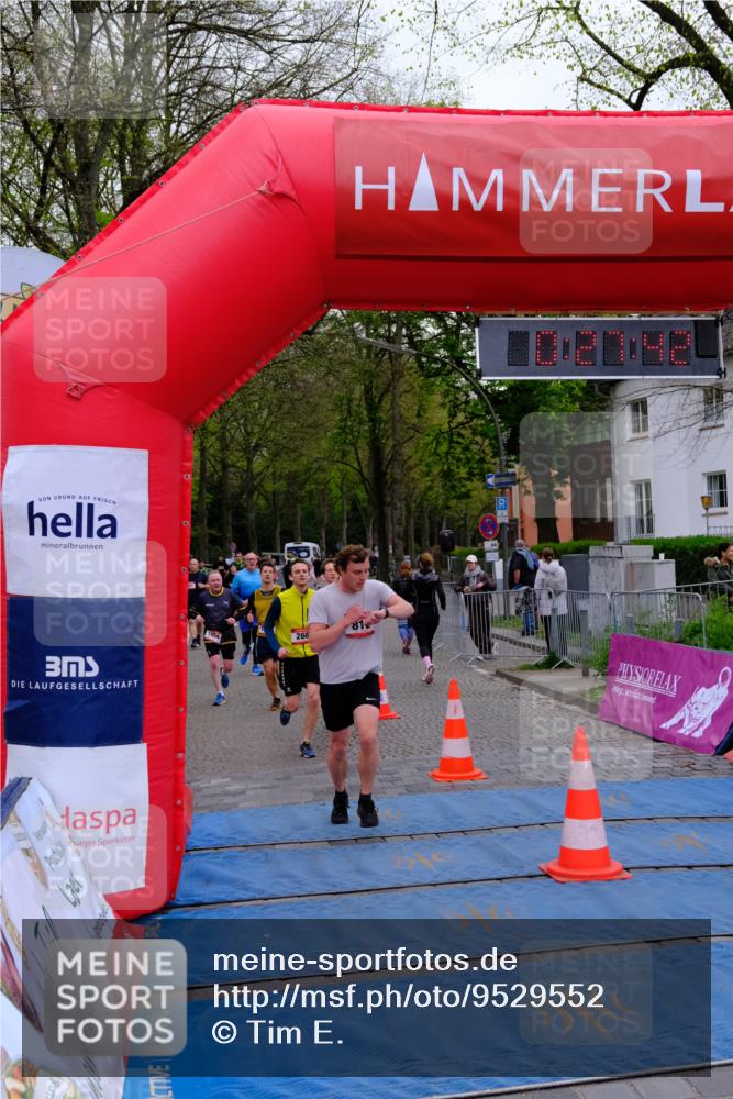 19.04.2026 - Hammer Lauf Tim E. http://msf.ph/oto/9529552 19.04.2026 10:12:49 Ziel 266, 526, 1079, 1144, 1247, 1602, 1727, 1735, 1854, 1900, 1901 meine-sportfotos.de