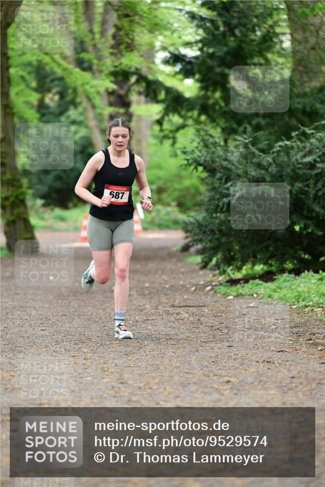 19.04.2026 - Hammer Lauf Dr. Thomas Lammeyer http://msf.ph/oto/9529574 19.04.2026 10:03:21 Laufen 687 meine-sportfotos.de