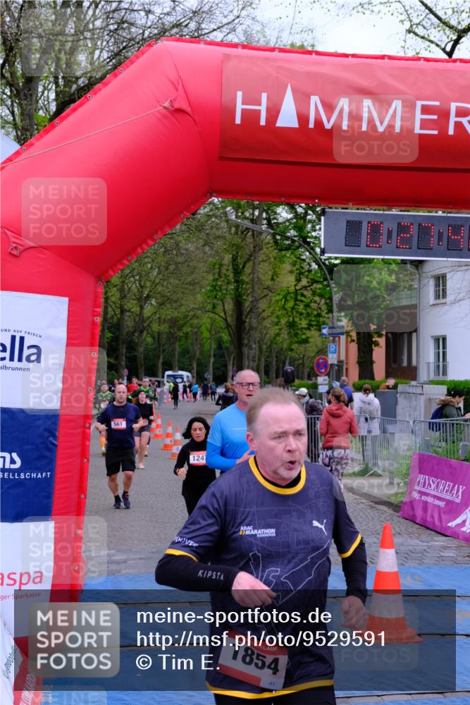 19.04.2026 - Hammer Lauf Tim E. http://msf.ph/oto/9529591 19.04.2026 10:12:54 Ziel 266, 300, 320, 526, 561, 813, 1144, 1247, 1602, 1854, 1900, 1901 meine-sportfotos.de