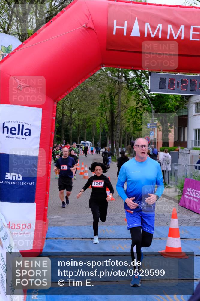19.04.2026 - Hammer Lauf Tim E. http://msf.ph/oto/9529599 19.04.2026 10:12:54 Ziel 266, 300, 320, 526, 561, 813, 1144, 1247, 1602, 1854, 1900, 1901 meine-sportfotos.de