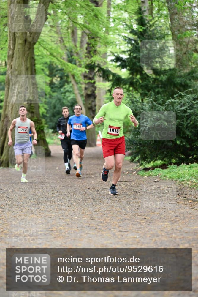 19.04.2026 - Hammer Lauf Dr. Thomas Lammeyer http://msf.ph/oto/9529616 19.04.2026 10:03:38 Laufen 1748, 1916, 1712 meine-sportfotos.de