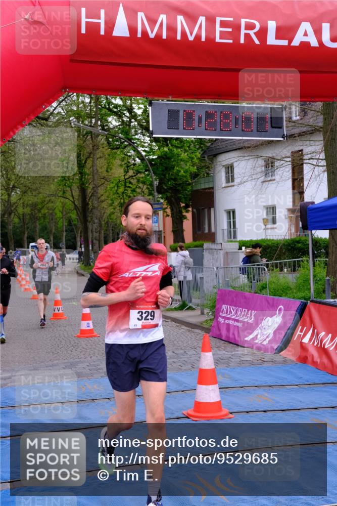 19.04.2026 - Hammer Lauf Tim E. http://msf.ph/oto/9529685 19.04.2026 10:13:09 Ziel 165, 284, 329, 401, 585, 896, 994, 1297, 1736 meine-sportfotos.de