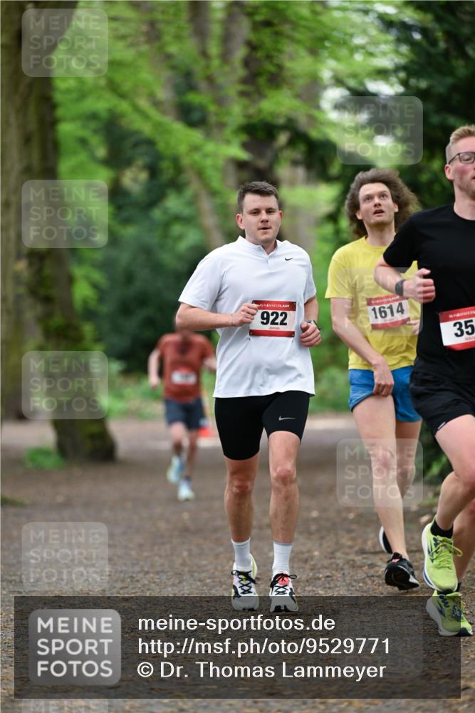 19.04.2026 - Hammer Lauf Dr. Thomas Lammeyer http://msf.ph/oto/9529771 19.04.2026 10:04:19 Laufen 922, 1614 meine-sportfotos.de