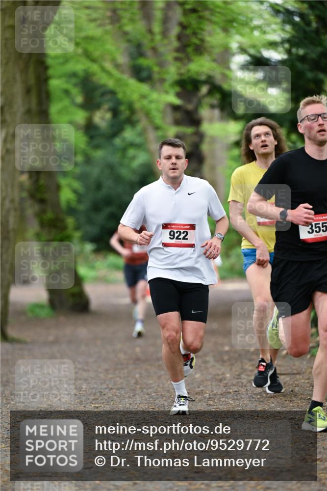 19.04.2026 - Hammer Lauf Dr. Thomas Lammeyer http://msf.ph/oto/9529772 19.04.2026 10:04:18 Laufen 922, 355 meine-sportfotos.de