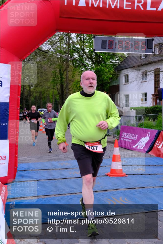 19.04.2026 - Hammer Lauf Tim E. http://msf.ph/oto/9529814 19.04.2026 10:14:33 Ziel 220, 260, 366, 544, 579, 1075, 1091, 1638, 1760 meine-sportfotos.de