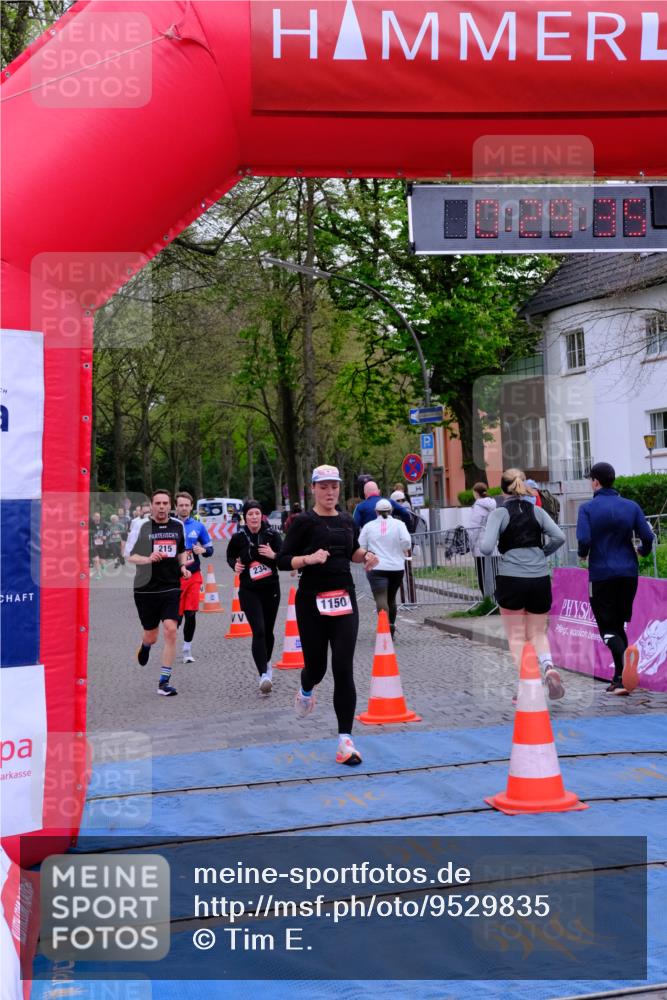 19.04.2026 - Hammer Lauf Tim E. http://msf.ph/oto/9529835 19.04.2026 10:14:43 Ziel 215, 219, 220, 234, 425, 611, 612, 715, 1133, 1150, 1249, 1818 meine-sportfotos.de
