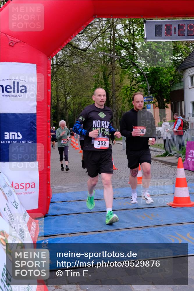 19.04.2026 - Hammer Lauf Tim E. http://msf.ph/oto/9529876 19.04.2026 10:14:54 Ziel 254, 352, 551, 613, 628, 1201, 1290, 1608, 1691, 1721 meine-sportfotos.de