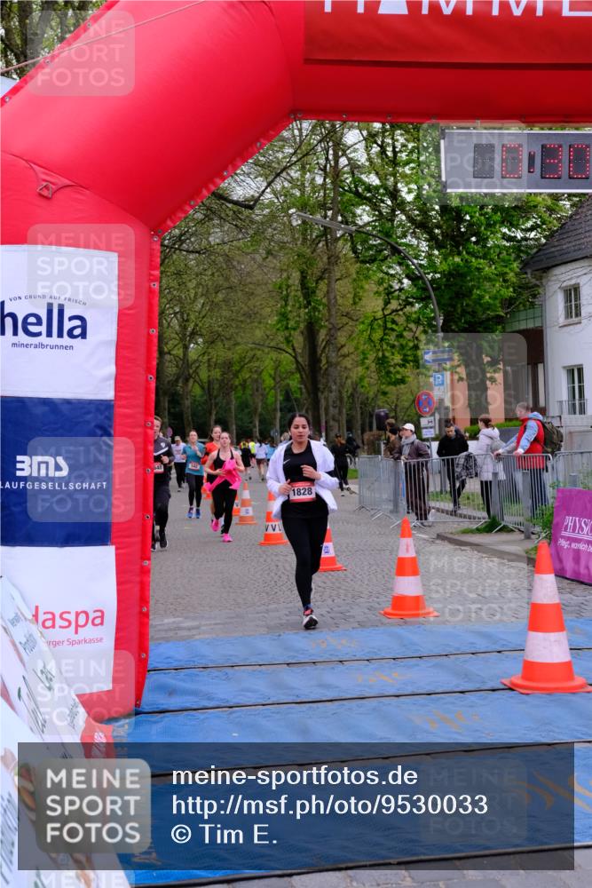 19.04.2026 - Hammer Lauf Tim E. http://msf.ph/oto/9530033 19.04.2026 10:15:19 Ziel 227, 279, 563, 733, 948, 1009, 1053, 1230, 1640, 1828 meine-sportfotos.de