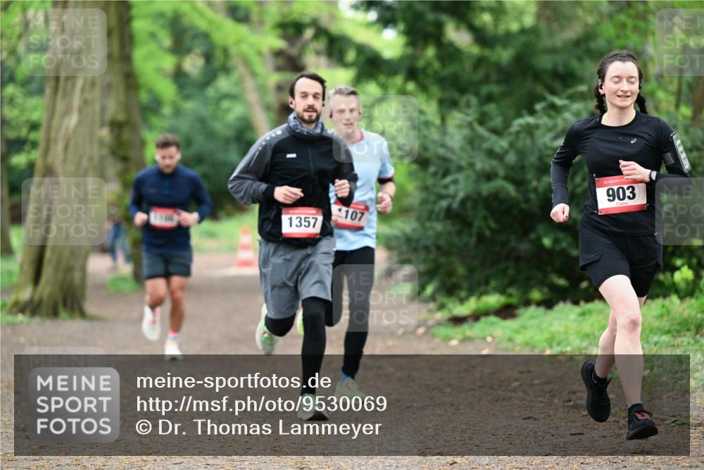 19.04.2026 - Hammer Lauf Dr. Thomas Lammeyer http://msf.ph/oto/9530069 19.04.2026 10:05:16 Laufen 1357, 107, 903 meine-sportfotos.de