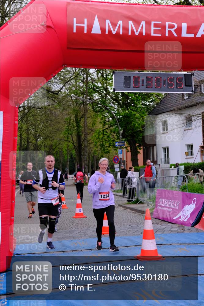 19.04.2026 - Hammer Lauf Tim E. http://msf.ph/oto/9530180 19.04.2026 10:16:03 Ziel 151, 315, 716, 1234 meine-sportfotos.de
