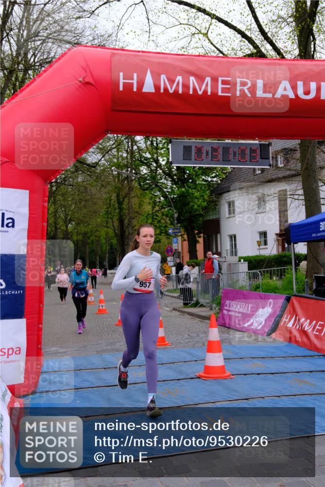 19.04.2026 - Hammer Lauf Tim E. http://msf.ph/oto/9530226 19.04.2026 10:16:11 Ziel 126, 760, 957 meine-sportfotos.de