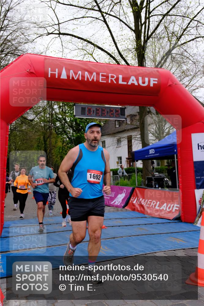 19.04.2026 - Hammer Lauf Tim E. http://msf.ph/oto/9530540 19.04.2026 10:18:30 Ziel 120, 653, 665, 799, 871, 1074, 1145, 1692, 1872 meine-sportfotos.de