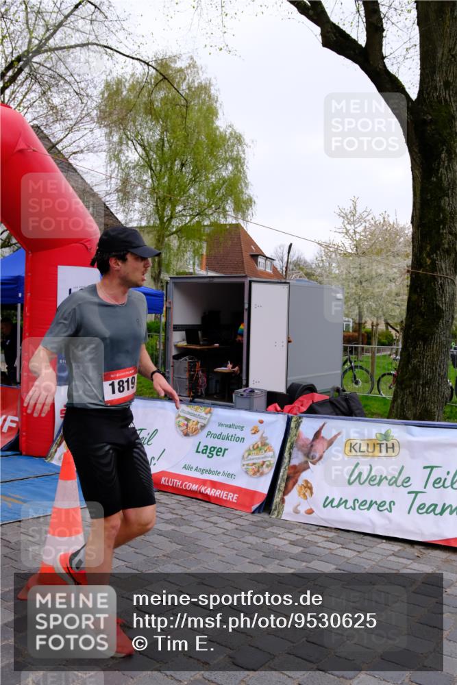 19.04.2026 - Hammer Lauf Tim E. http://msf.ph/oto/9530625 19.04.2026 10:18:53 Ziel 1011, 1046, 1114, 1561, 1819, 1850 meine-sportfotos.de
