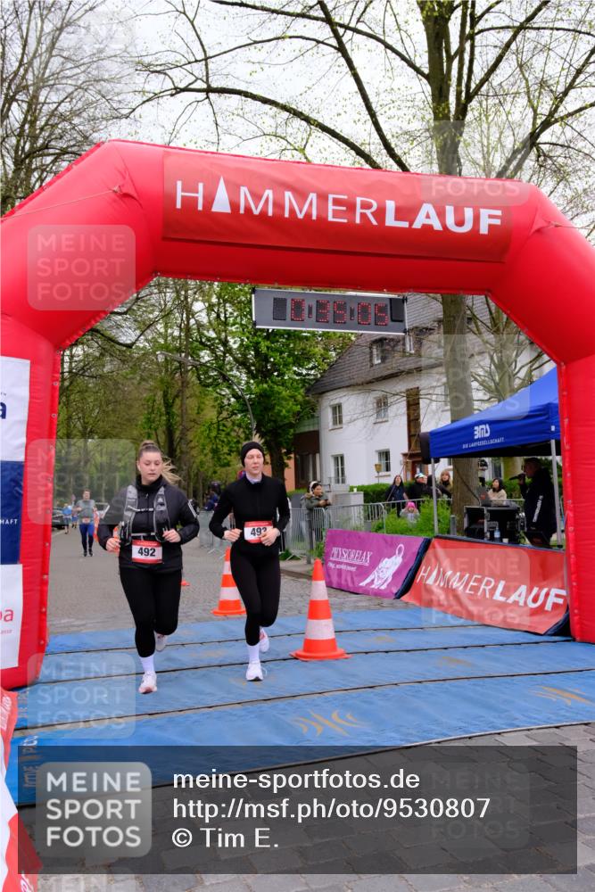 19.04.2026 - Hammer Lauf Tim E. http://msf.ph/oto/9530807 19.04.2026 10:20:13 Ziel 492, 493 meine-sportfotos.de