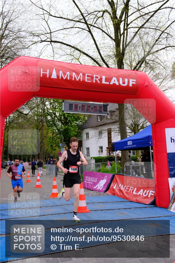 19.04.2026 - Hammer Lauf Tim E. http://msf.ph/oto/9530846 19.04.2026 10:20:32 Ziel 937, 1698, 1759 meine-sportfotos.de