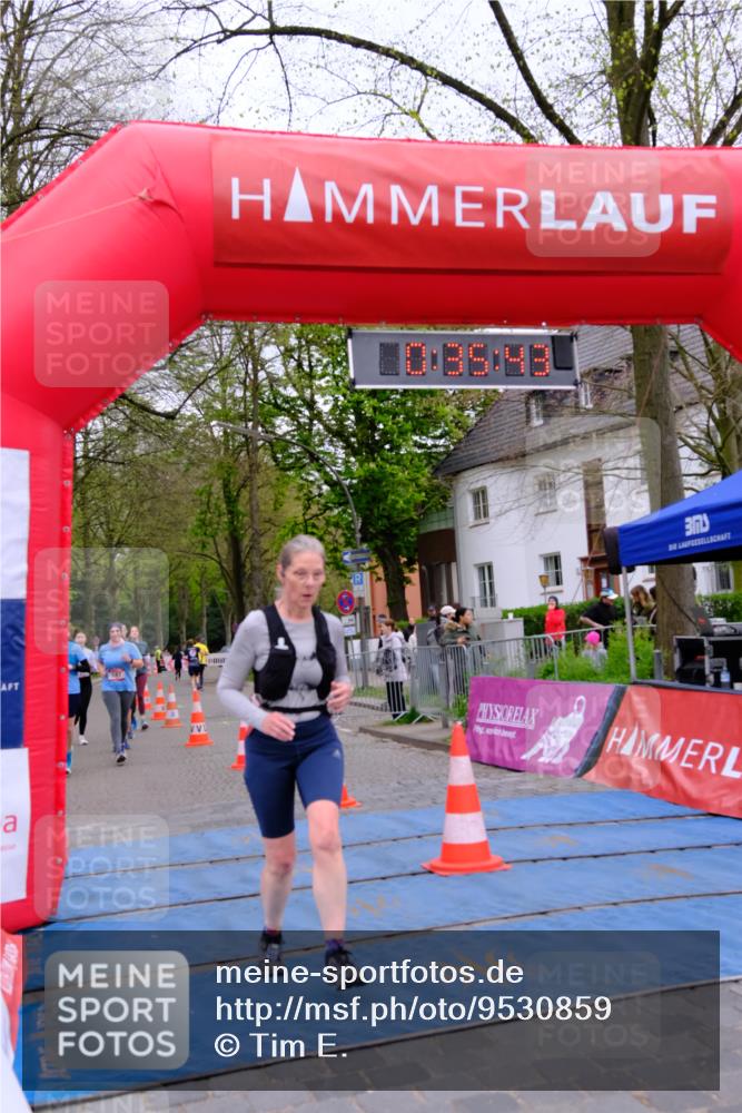 19.04.2026 - Hammer Lauf Tim E. http://msf.ph/oto/9530859 19.04.2026 10:20:51 Ziel 156, 186, 187, 310, 334, 748 meine-sportfotos.de