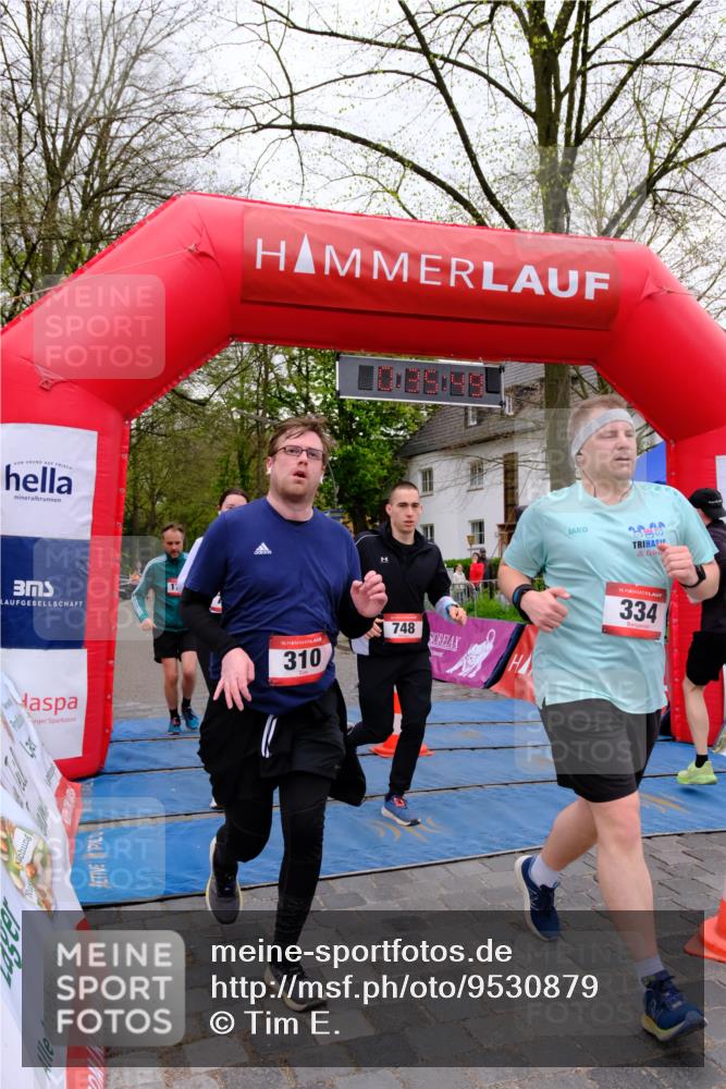 19.04.2026 - Hammer Lauf Tim E. http://msf.ph/oto/9530879 19.04.2026 10:20:57 Ziel 186, 187, 210, 310, 334, 440, 747, 748, 1767 meine-sportfotos.de