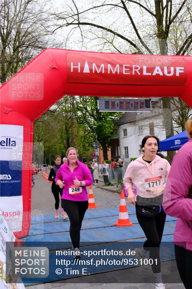 19.04.2026 - Hammer Lauf Tim E. http://msf.ph/oto/9531001 19.04.2026 10:22:02 Ziel 248, 249, 756, 858, 1717, 1735, 1895 meine-sportfotos.de