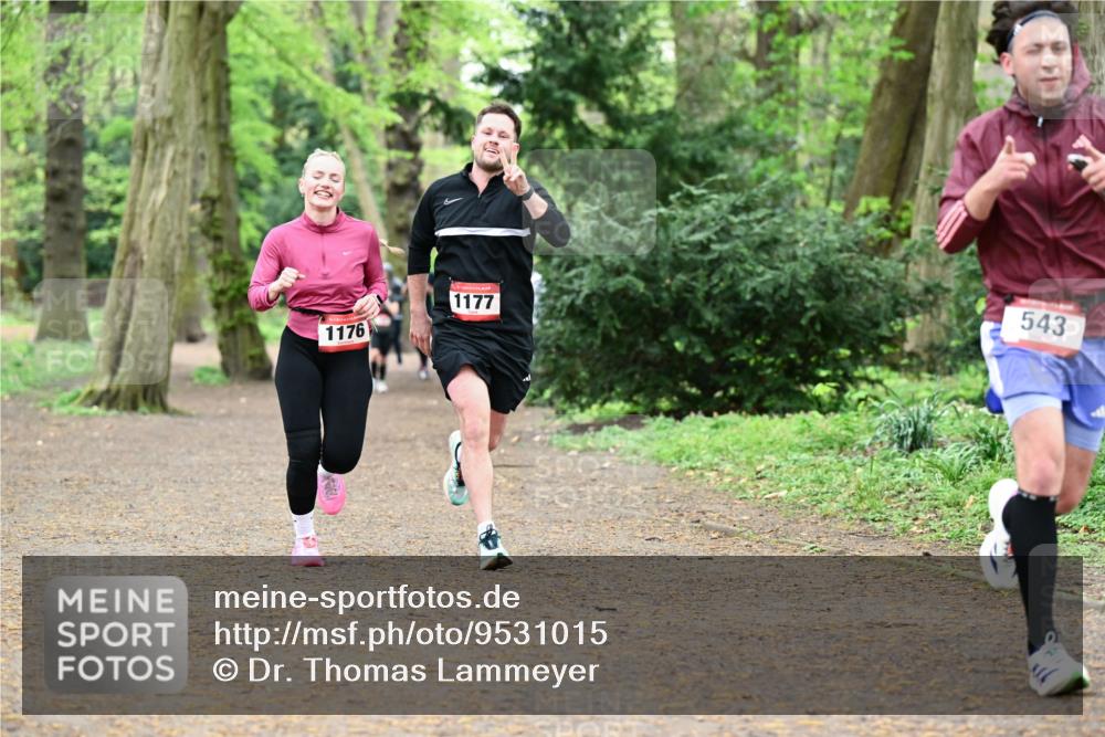 19.04.2026 - Hammer Lauf Dr. Thomas Lammeyer http://msf.ph/oto/9531015 19.04.2026 10:07:46 Laufen 1177, 1176, 543 meine-sportfotos.de