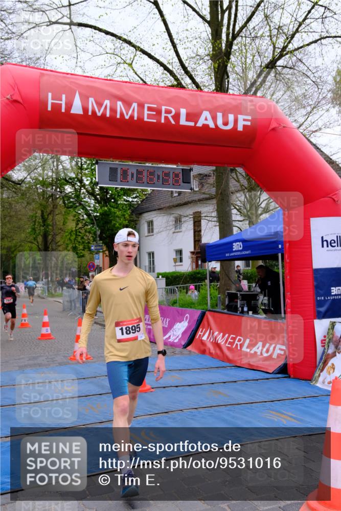 19.04.2026 - Hammer Lauf Tim E. http://msf.ph/oto/9531016 19.04.2026 10:22:06 Ziel 249, 312, 526, 797, 1144, 1335, 1717, 1735, 1895 meine-sportfotos.de
