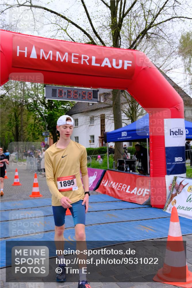 19.04.2026 - Hammer Lauf Tim E. http://msf.ph/oto/9531022 19.04.2026 10:22:06 Ziel 249, 312, 526, 797, 1144, 1335, 1717, 1735, 1895 meine-sportfotos.de