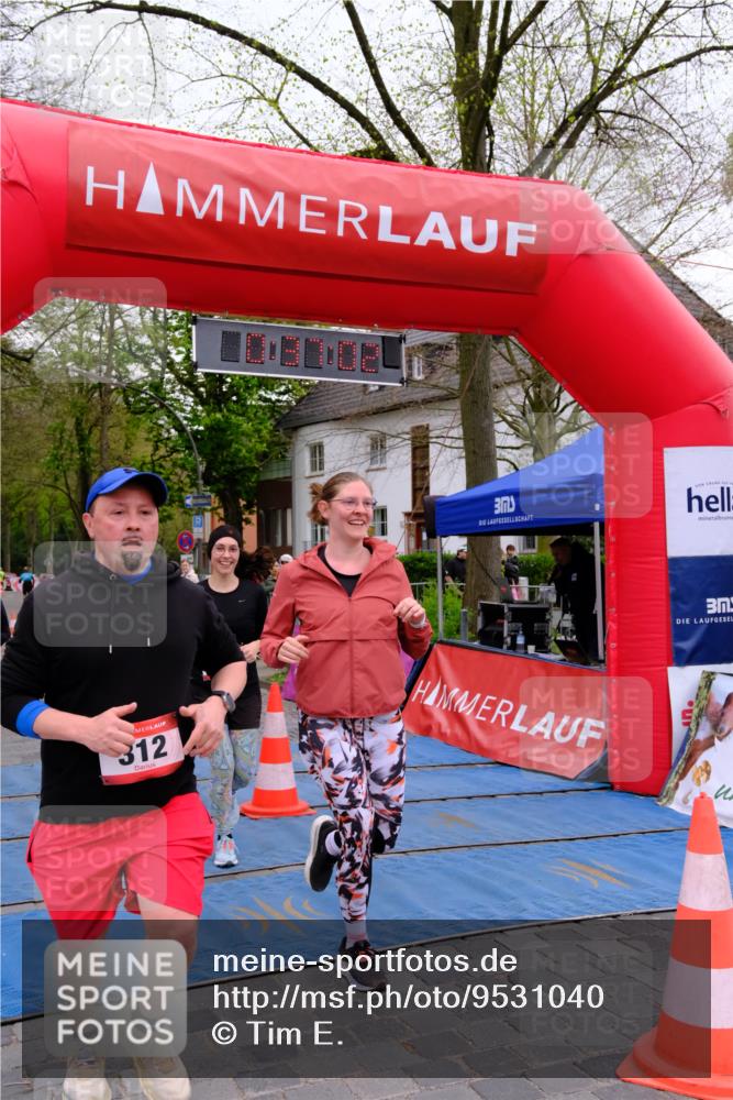 19.04.2026 - Hammer Lauf Tim E. http://msf.ph/oto/9531040 19.04.2026 10:22:10 Ziel 312, 526, 797, 1144, 1335 meine-sportfotos.de