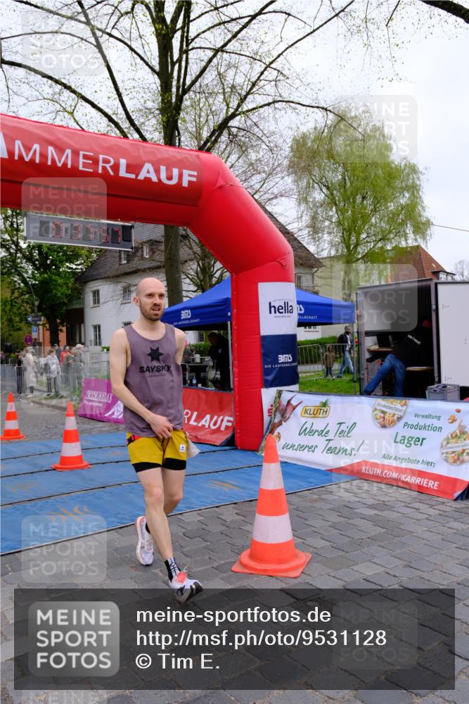 19.04.2026 - Hammer Lauf Tim E. http://msf.ph/oto/9531128 19.04.2026 10:23:05 Ziel 340, 401, 1912 meine-sportfotos.de