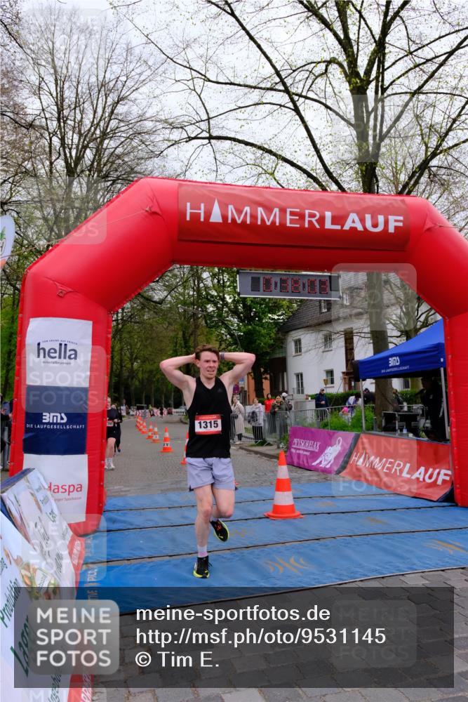 19.04.2026 - Hammer Lauf Tim E. http://msf.ph/oto/9531145 19.04.2026 10:23:11 Ziel 340, 1083, 1315 meine-sportfotos.de