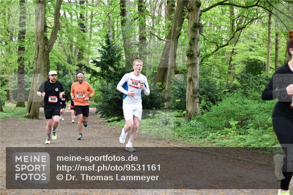 19.04.2026 - Hammer Lauf Dr. Thomas Lammeyer http://msf.ph/oto/9531161 19.04.2026 10:08:05 Laufen 806, 319, 934 meine-sportfotos.de