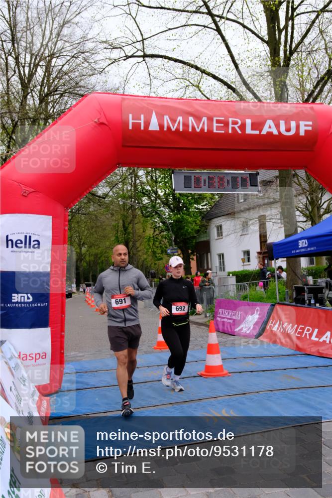 19.04.2026 - Hammer Lauf Tim E. http://msf.ph/oto/9531178 19.04.2026 10:23:25 Ziel 164, 691, 692, 1003, 1093 meine-sportfotos.de