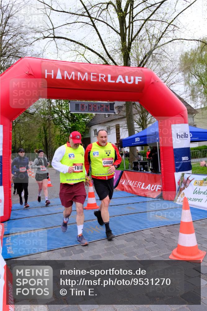 19.04.2026 - Hammer Lauf Tim E. http://msf.ph/oto/9531270 19.04.2026 10:24:32 Ziel 425, 611, 612, 657, 715, 974, 1091, 1107, 1274, 1818 meine-sportfotos.de